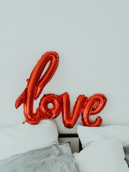 Фигура надпись Love, 104 см, красный