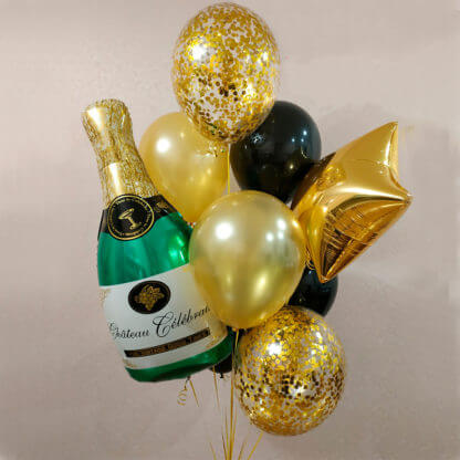Воздушные шары золотые и чёрные с бутылкой  шампанского